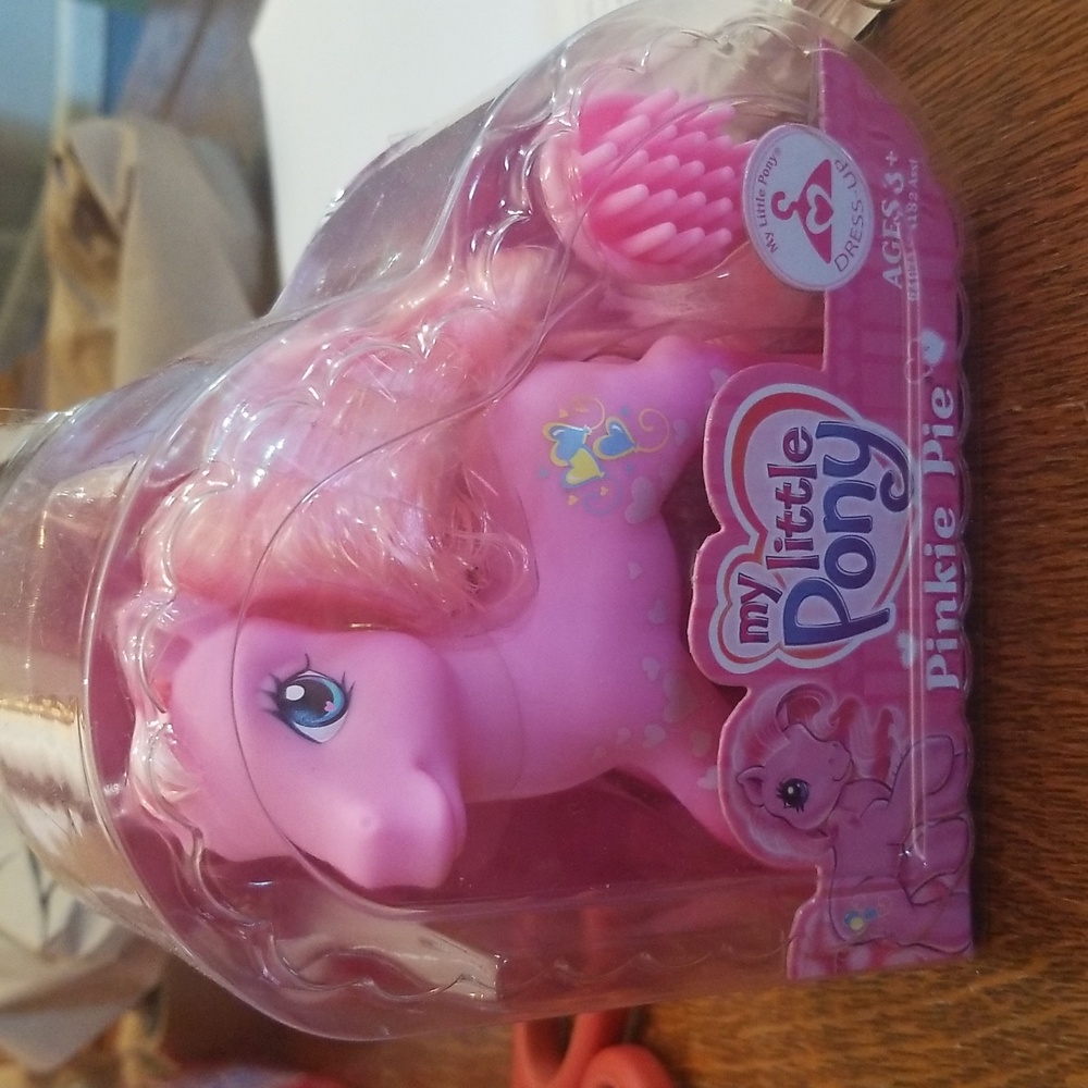 2007 my little pony valentines pinkie pie mib g3